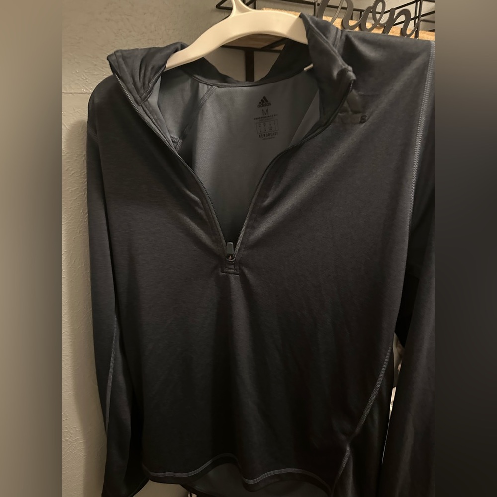 Addidas men’s size medium dryfit pullover